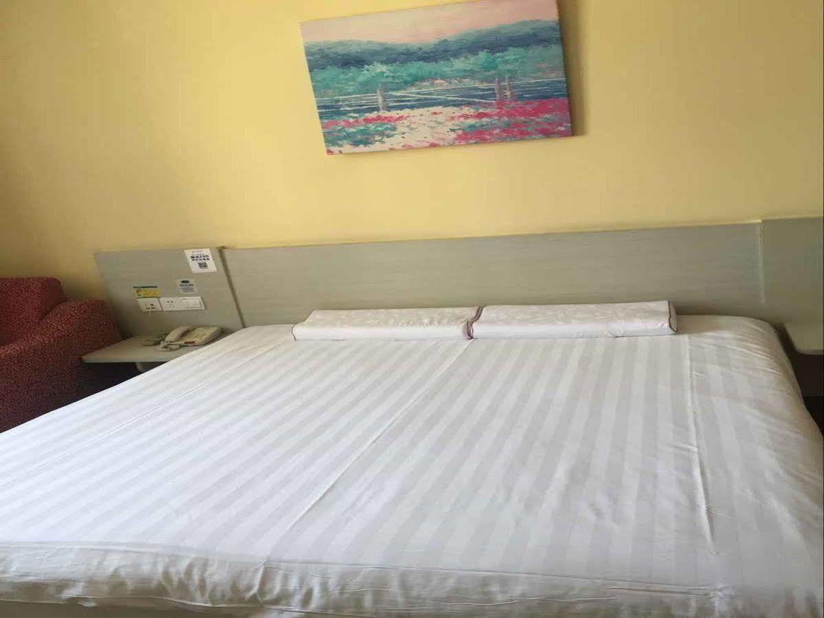 Hanting Hotel Haimen Middle Jie Fang Road 난퉁 외부 사진