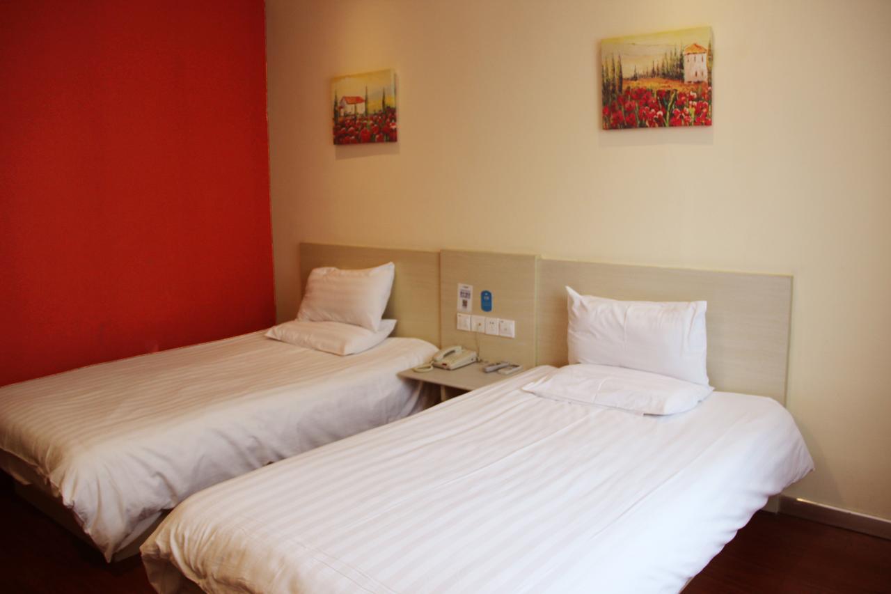 Hanting Hotel Haimen Middle Jie Fang Road 난퉁 객실 사진